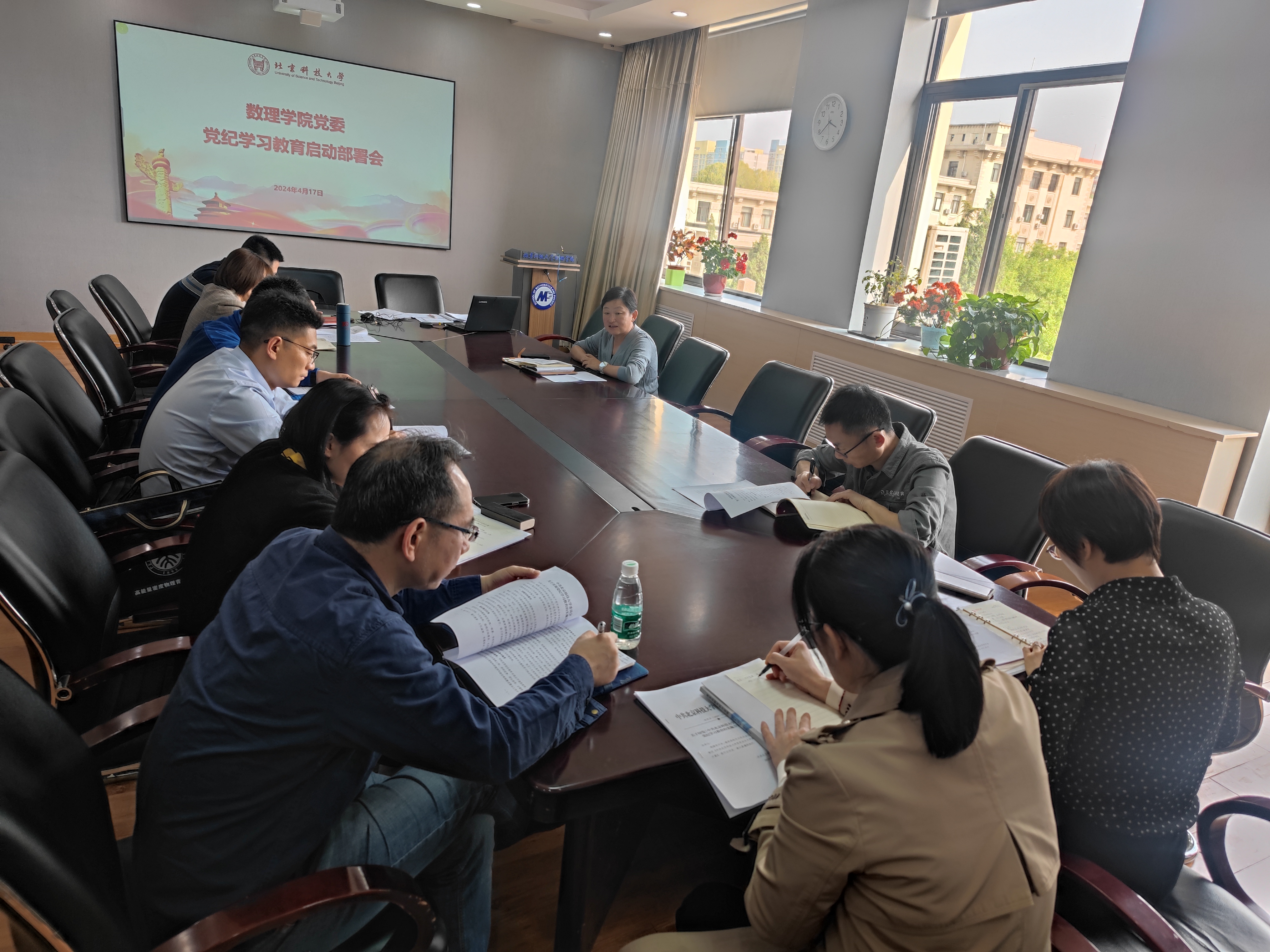 0379eef7efc1e0b6ba3b08086eb35a55.jpg 0379eef7efc1e0b6ba3b08086eb35a55.jpg