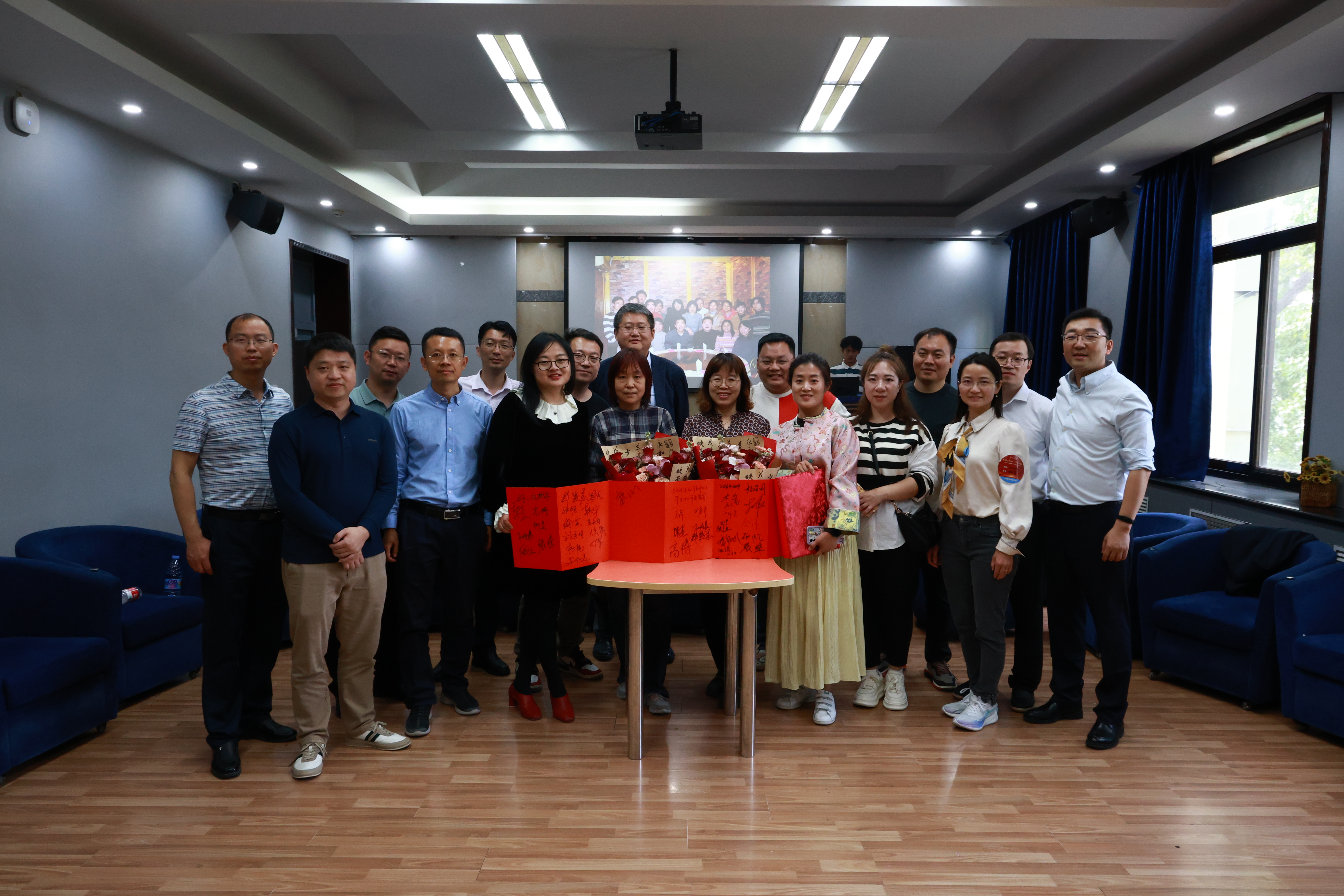 6c9c0363090ddfe2c717beca4d55305c.jpg 6c9c0363090ddfe2c717beca4d55305c.jpg